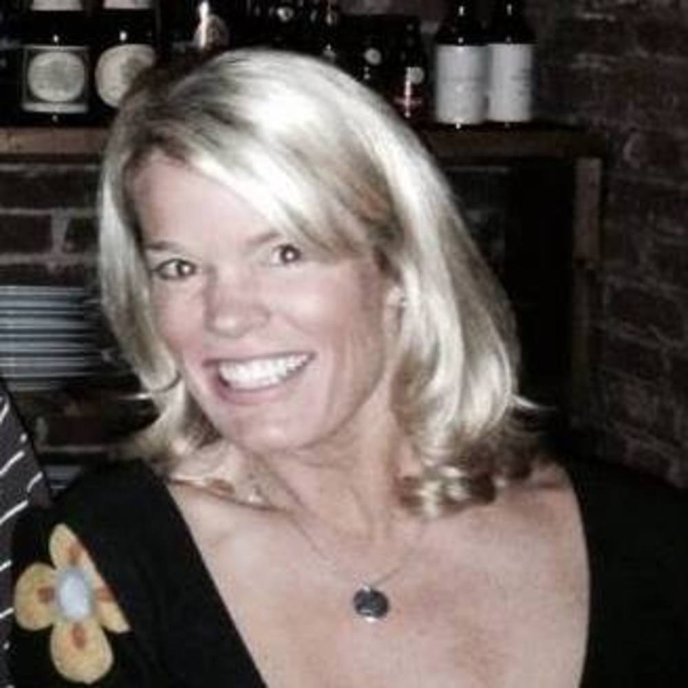 Meet your Posher, Debbie